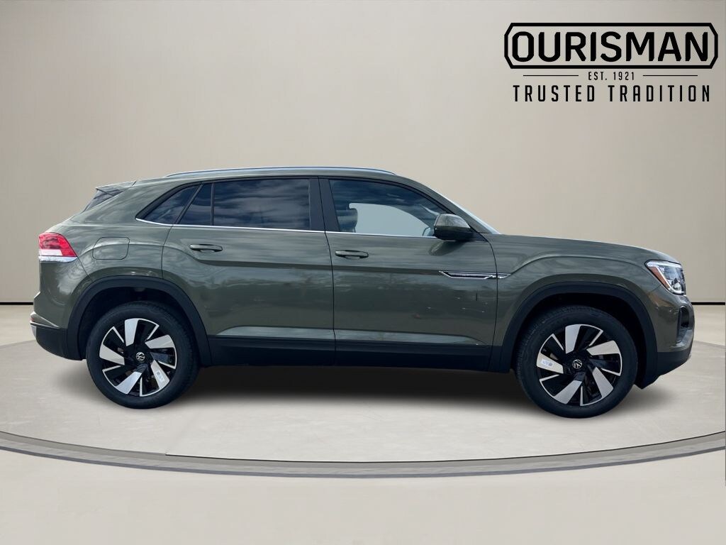 New 2026 Volkswagen Atlas Cross Sport 2.0T SE w/Technology SUV