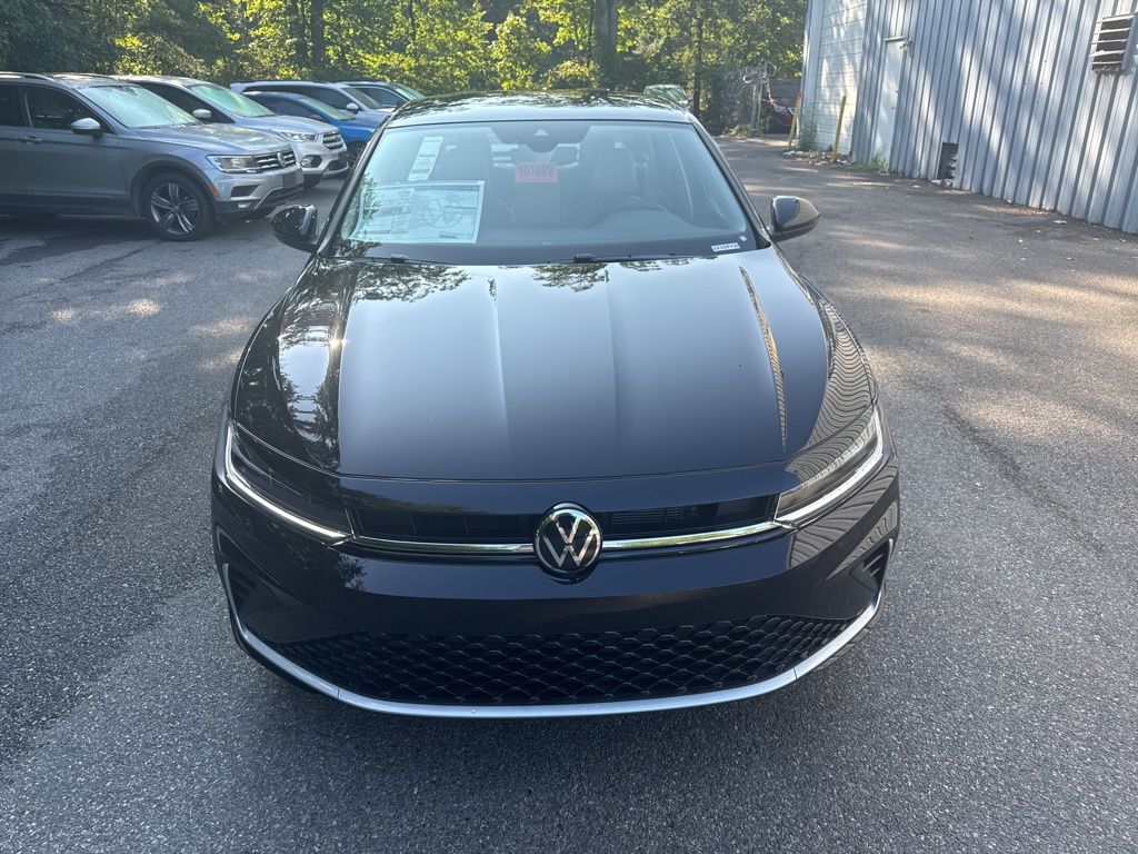 2025 Volkswagen Jetta 1.5T SE photo 2