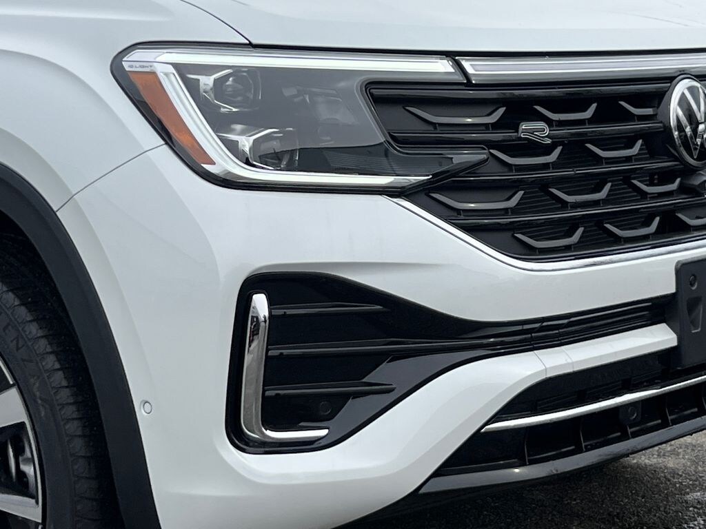 New 2026 Volkswagen Atlas 2.0T SEL Premium R-Line SUV