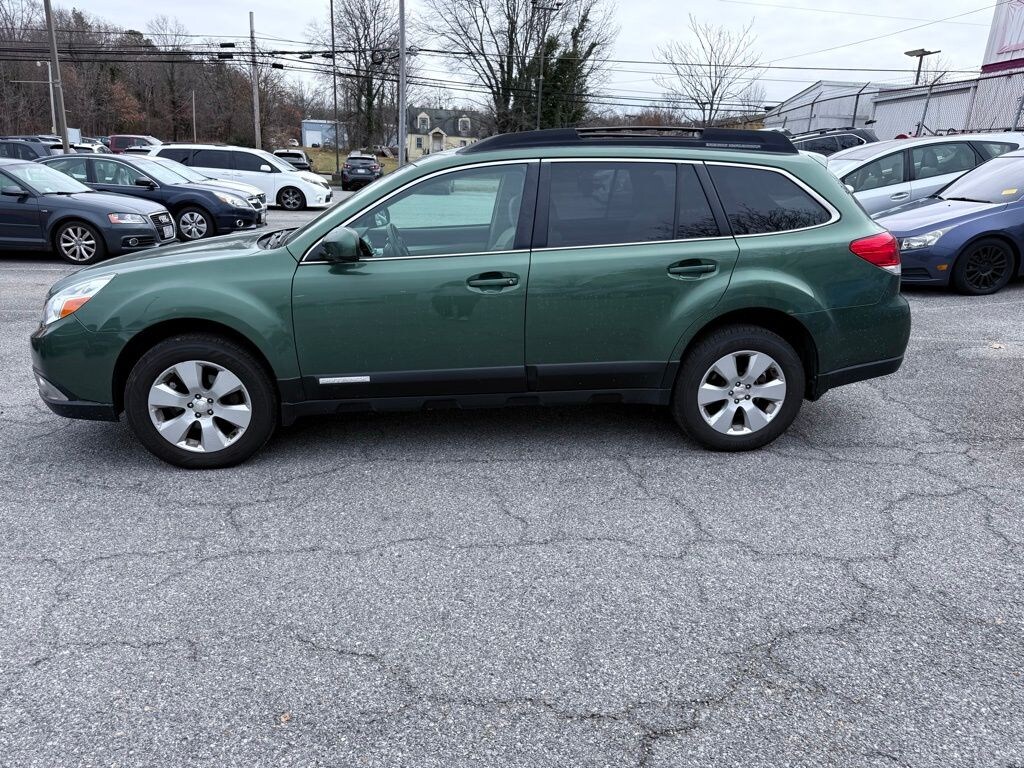 Used 2011 Subaru Outback 2.5i Premium SUV