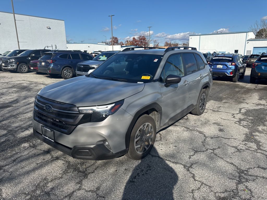 2025 Subaru Forester Premium photo 2