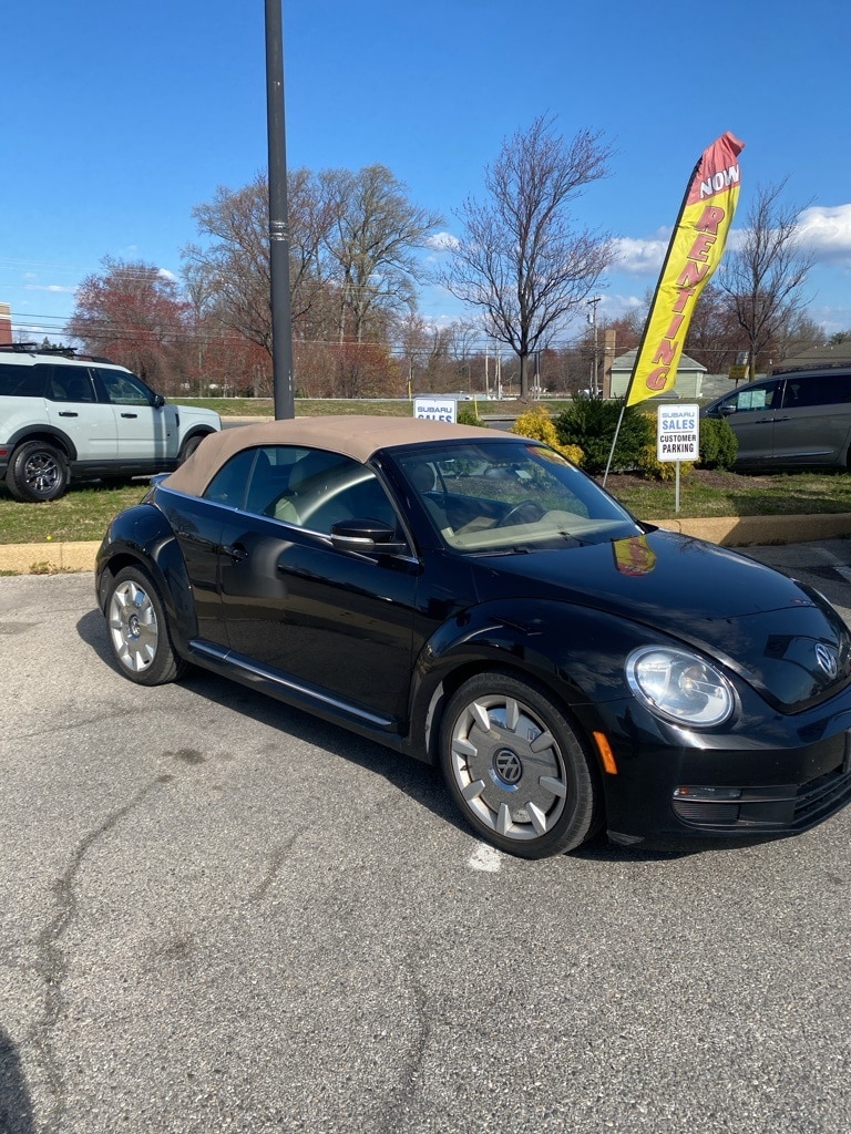 Used 2013 Volkswagen Beetle 2.5 with VIN 3VW5P7AT8DM811872 for sale in Waldorf, MD