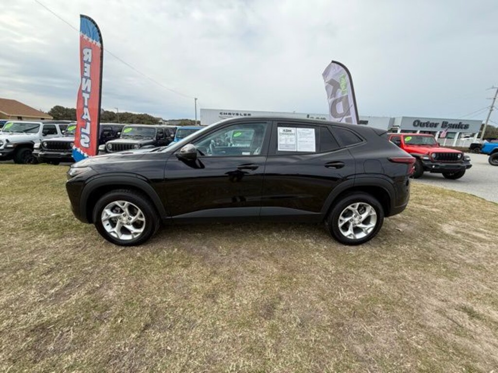 Used 2024 Chevrolet Trax LS SUV