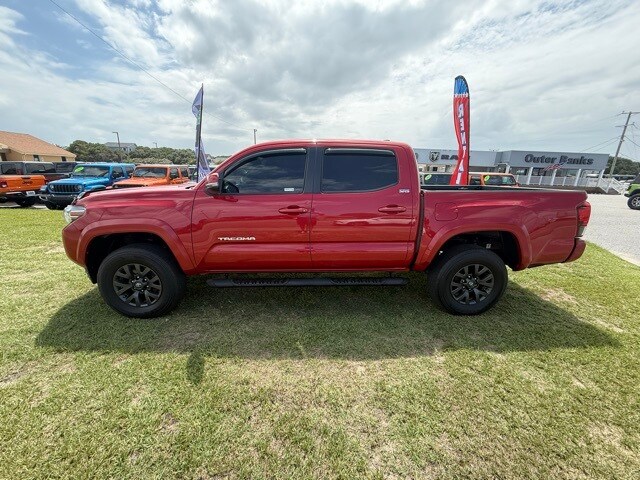 2023 Toyota Tacoma SR photo 4