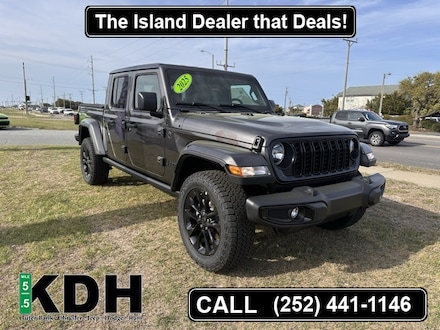 2025 Jeep Gladiator NIGHTHAWK 4X4 Pickup