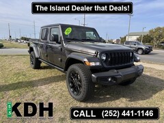2025 Jeep Gladiator NIGHTHAWK 4X4 Pickup