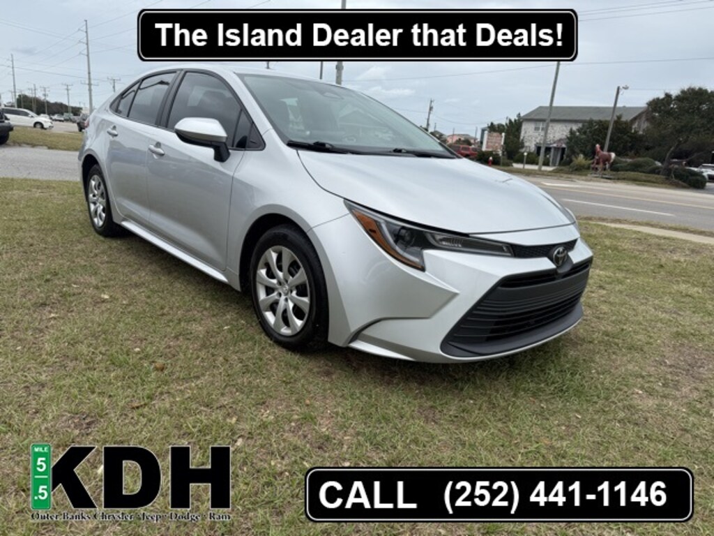 Used 2024 Toyota Corolla LE Sedan