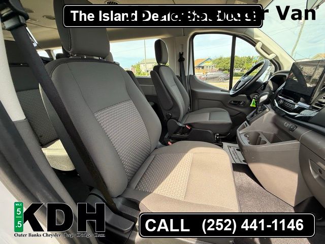 2024 Ford Transit Passenger Van XLT - Photo 10
