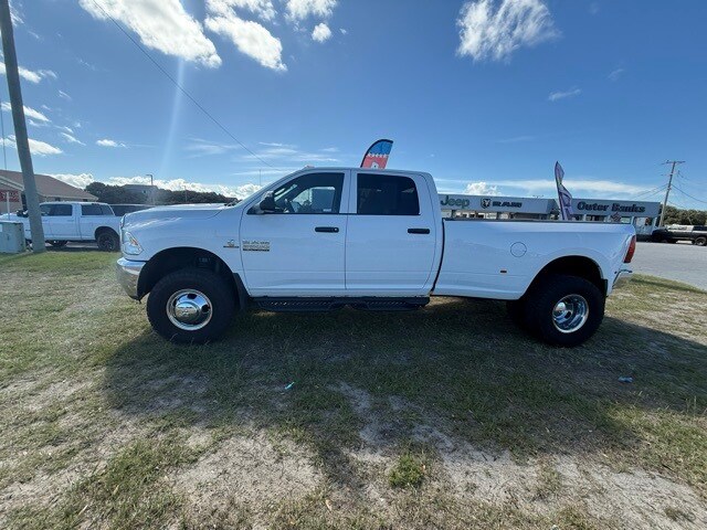 2017 Ram 3500 Tradesman photo 4