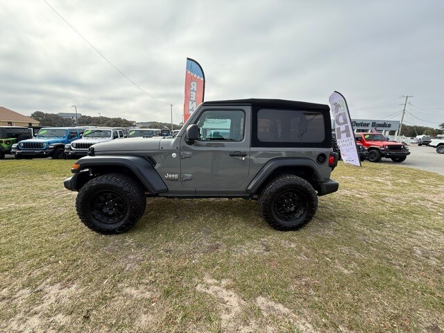 2019 Jeep Wrangler Sport S photo 4