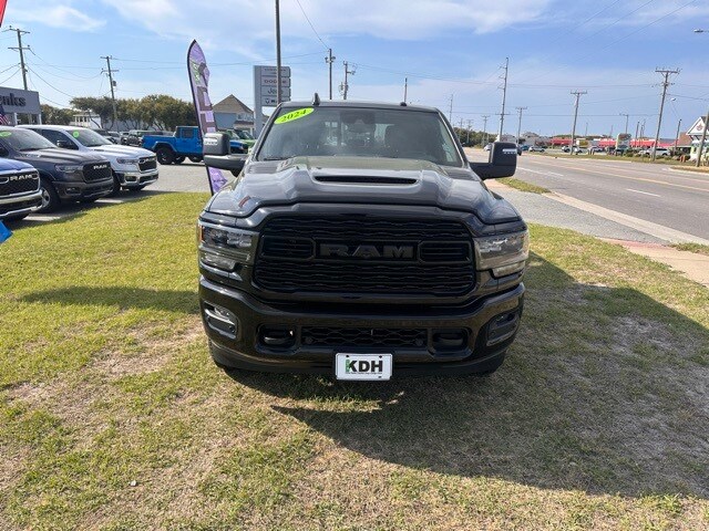 2024 Ram 2500 Limited photo 2