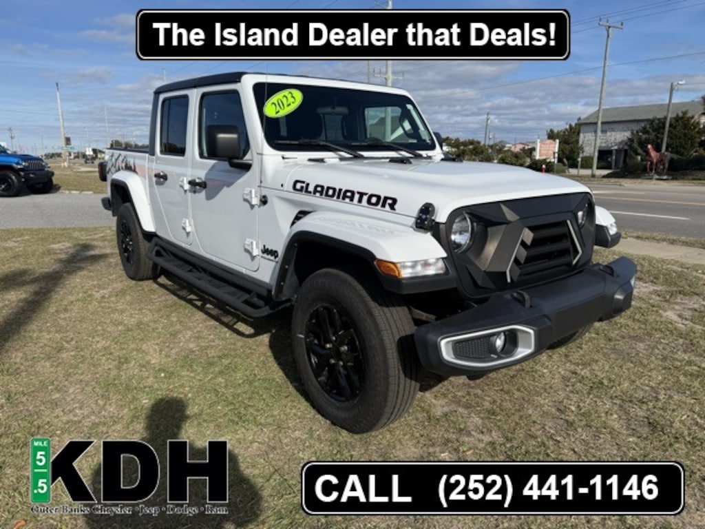 Used 2023 Jeep Gladiator Sport Truck