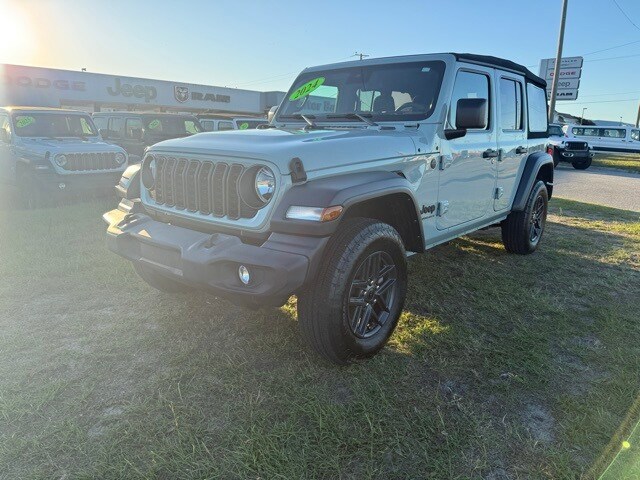 2024 Jeep Wrangler Sport S photo 3
