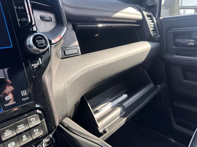 2024 RAM Ram 2500 Pickup Laramie Limited - Photo 33