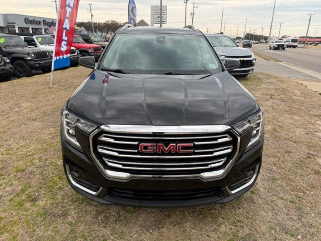 Used 2024 GMC Terrain SLT SUV