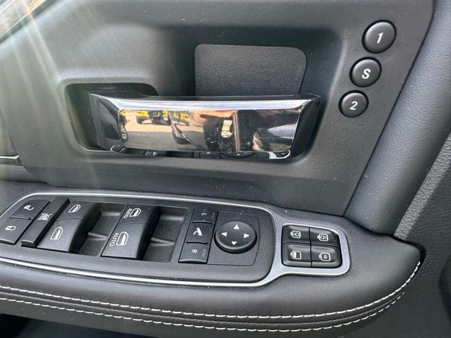 2024 RAM Ram 2500 Pickup Laramie Limited - Photo 31