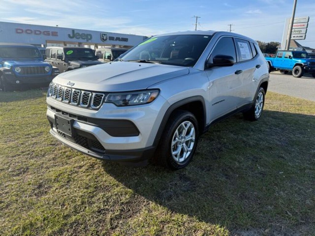 Used 2024 Jeep Compass Sport SUV