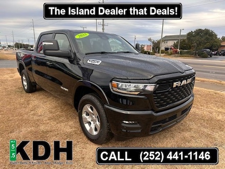 2025 Ram 1500 BIG HORN CREW CAB 4X4 6'4 BOX Pickup