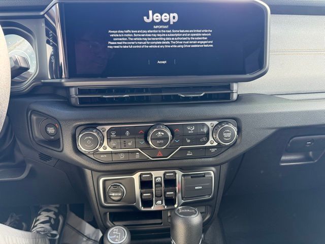 2025 Jeep Gladiator Sport S - Photo 17