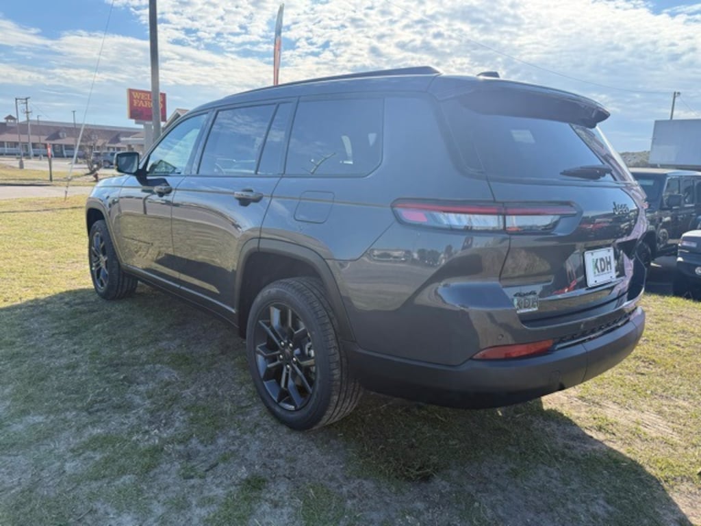 New 2025 Jeep Grand Cherokee L LIMITED 4X4 Sport Utility