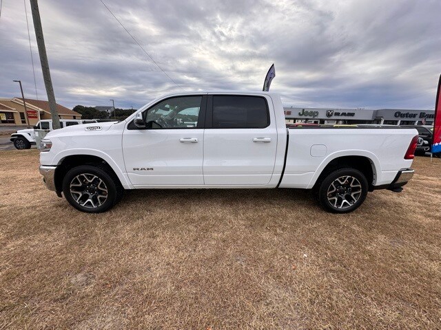 2025 Ram 1500 Laramie photo 4