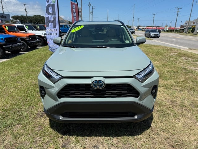 Used 2022 Toyota RAV4 XLE Premium with VIN JTMB6RFV6ND072996 for sale in Kill Devil Hills, NC