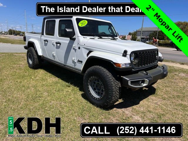 2025 Jeep Gladiator Sport S Auto's photo