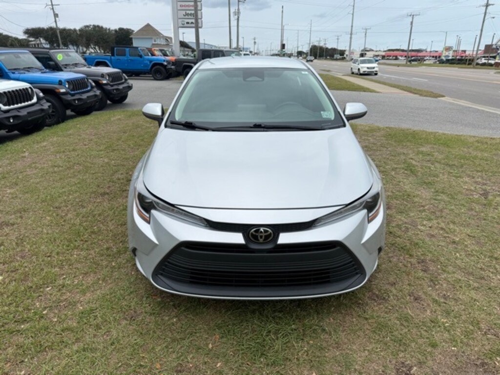 Used 2024 Toyota Corolla LE Sedan