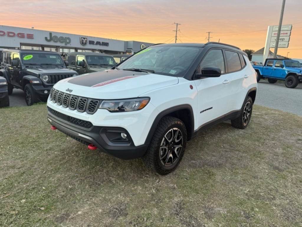 New 2026 Jeep Compass TRAILHAWK 4X4 Sport Utility