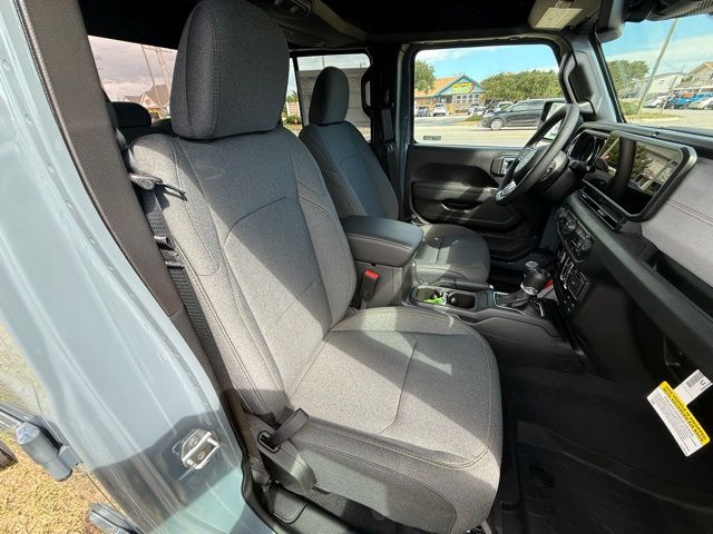 2025 Jeep Gladiator Sport S - Photo 11