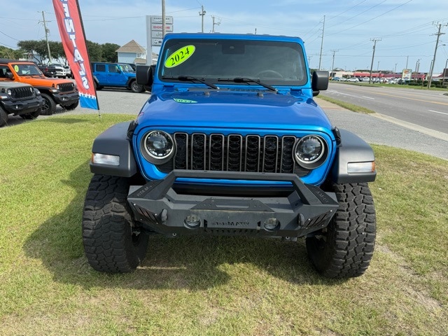 Used 2024 Jeep Wrangler 4-Door Sport S with VIN 1C4PJXDGXRW282962 for sale in Kill Devil Hills, NC