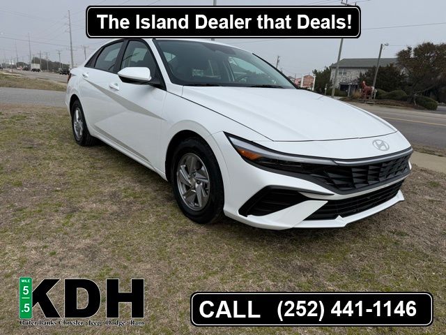 2025 Hyundai Elantra SE