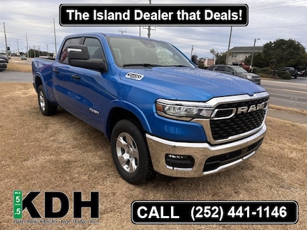 2025 Ram 1500 BIG HORN CREW CAB 4X4 6'4 BOX Pickup