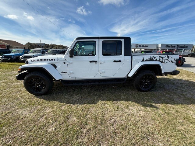 2023 Jeep Gladiator Sport S photo 4