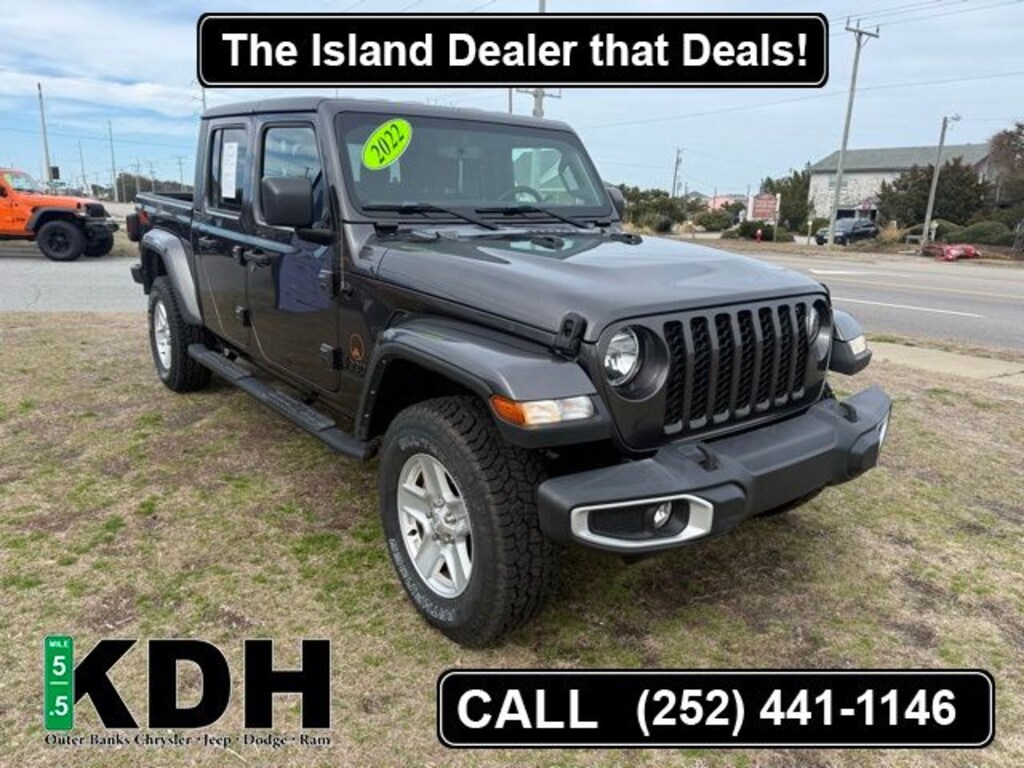 Used 2022 Jeep Gladiator Sport Truck
