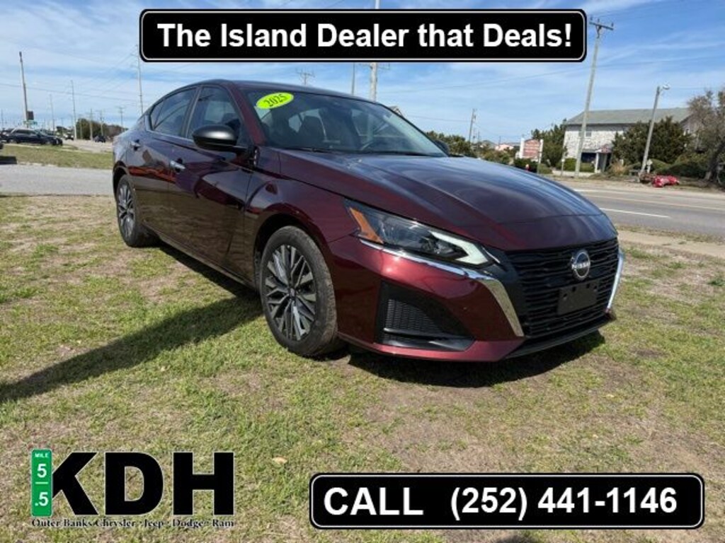 Used 2025 Nissan Altima 2.5 SV Sedan