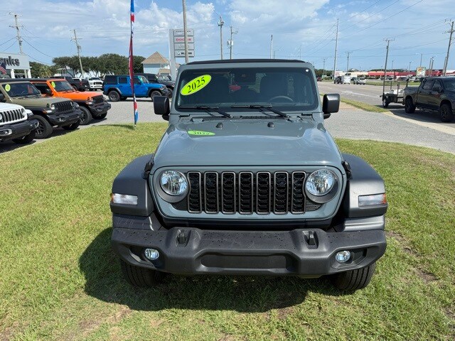 2025 Jeep Wrangler Sport S photo 2