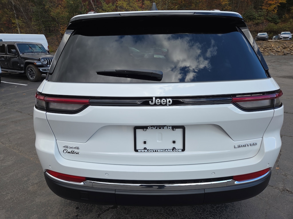 New 2025 Jeep Grand Cherokee Limited SUV