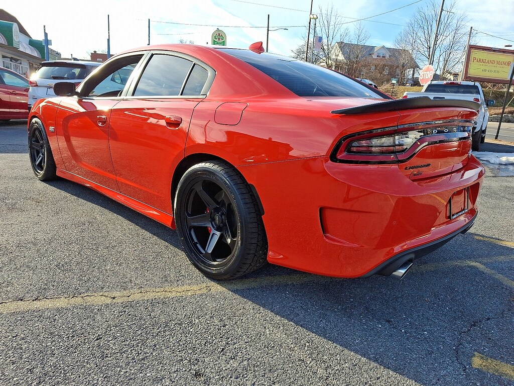 Used 2016 Dodge Charger R/T Scat Pack Sedan