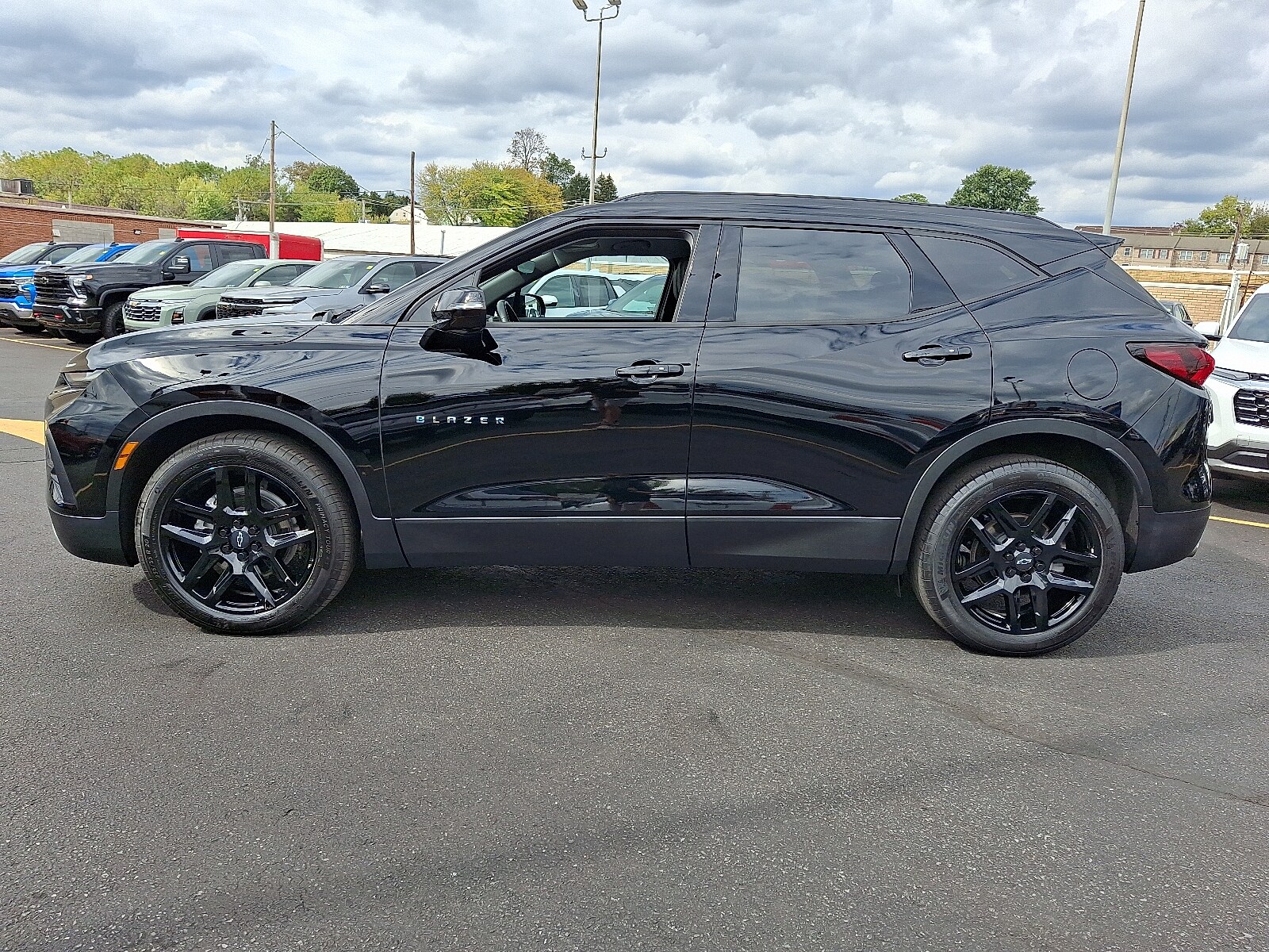 2022 Chevrolet Blazer 3LT photo 2