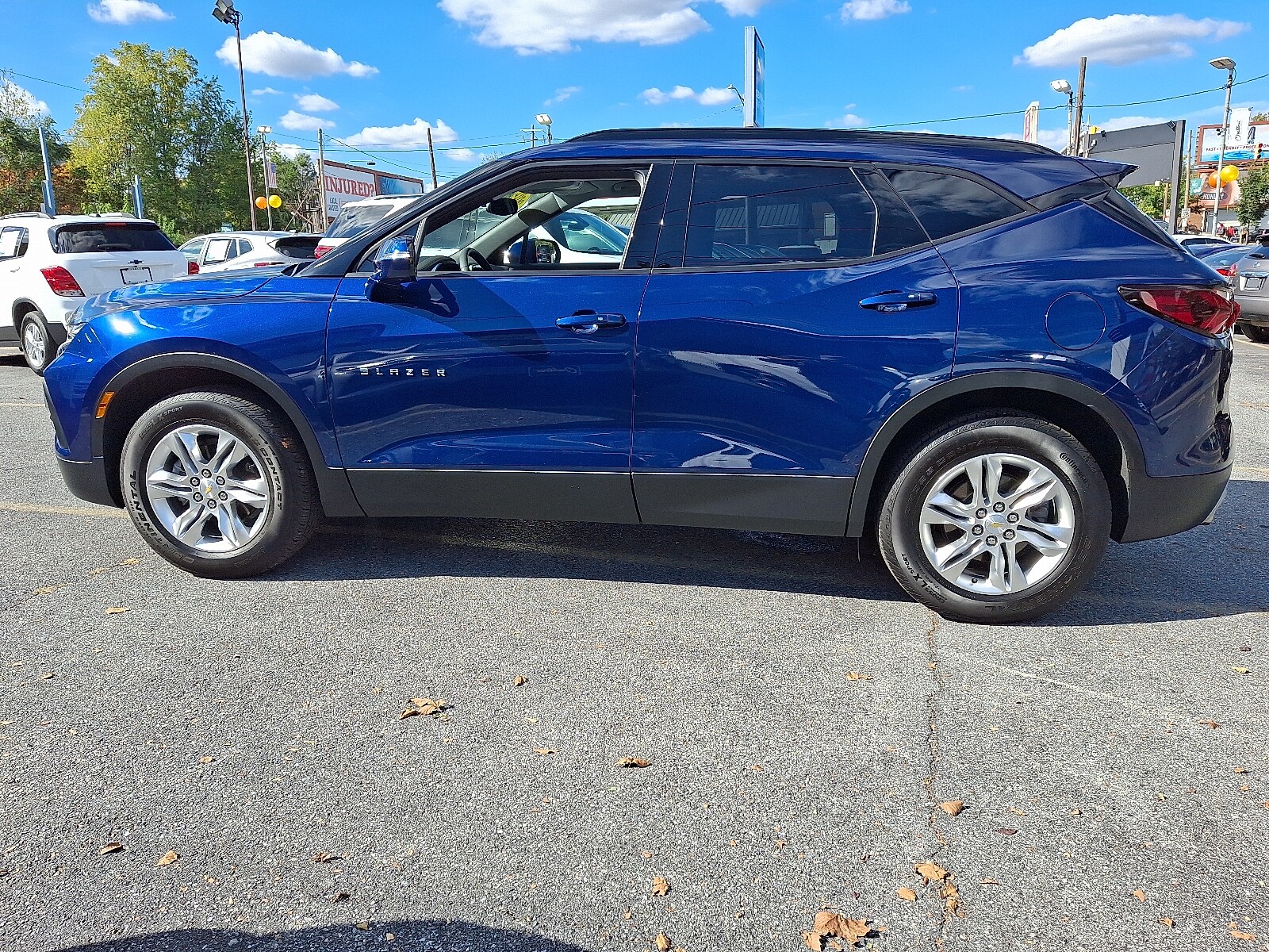 2022 Chevrolet Blazer 2LT photo 2