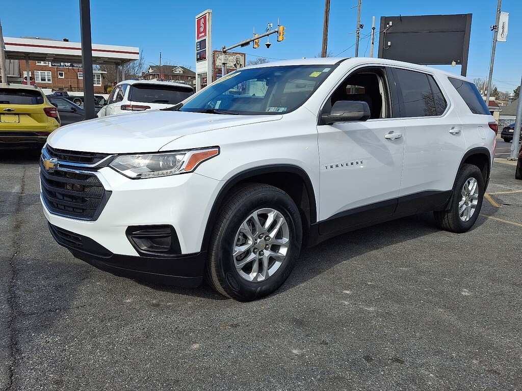 Used 2021 Chevrolet Traverse FWD LS SUV