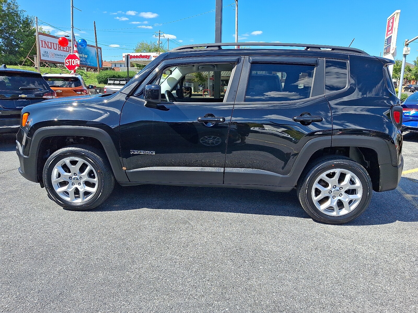 2017 Jeep Renegade Latitude North Edition photo 2