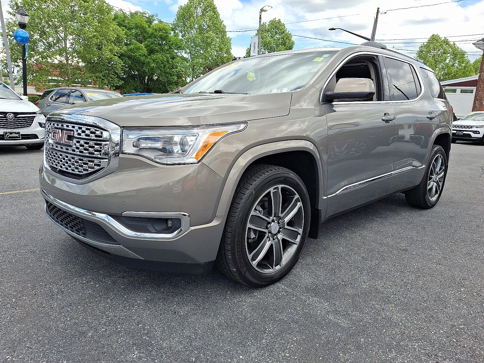 2019 GMC Acadia Denali