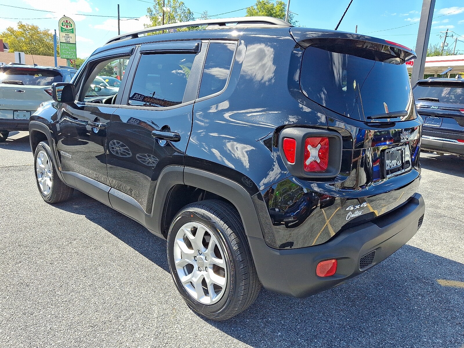 2017 Jeep Renegade Latitude North Edition photo 3