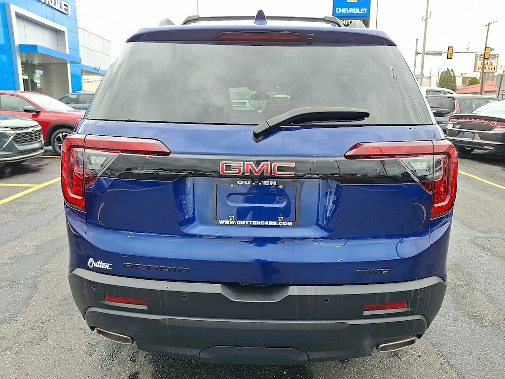 Used 2023 GMC Acadia AWD SLT SUV