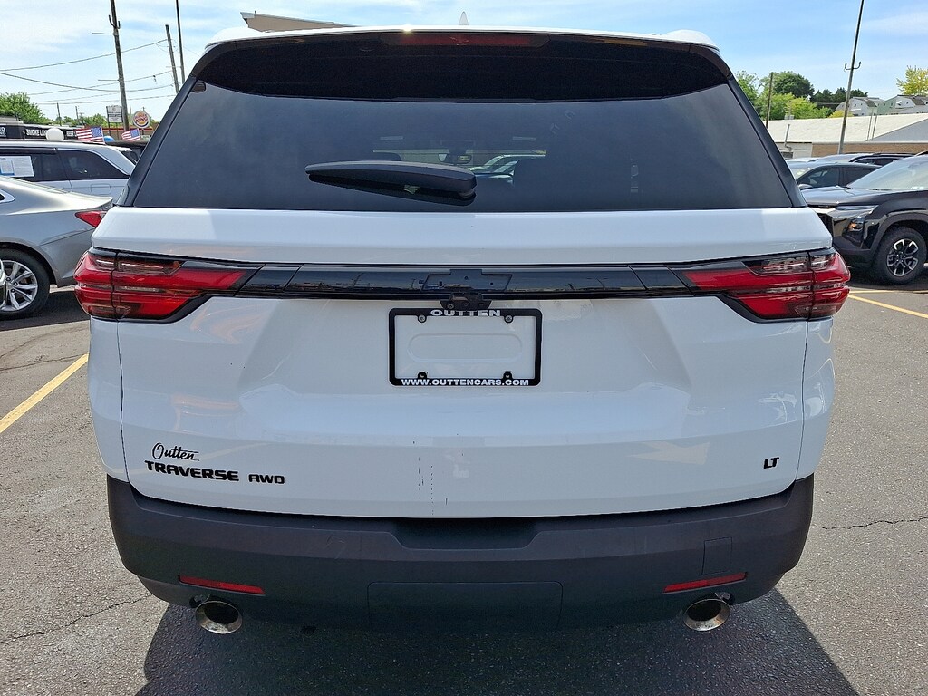 Used 2023 Chevrolet Traverse AWD LT Cloth SUV