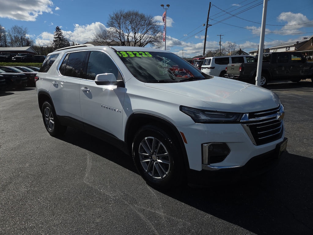 Certified 2023 Chevrolet Traverse LT Cloth w/1LT SUV