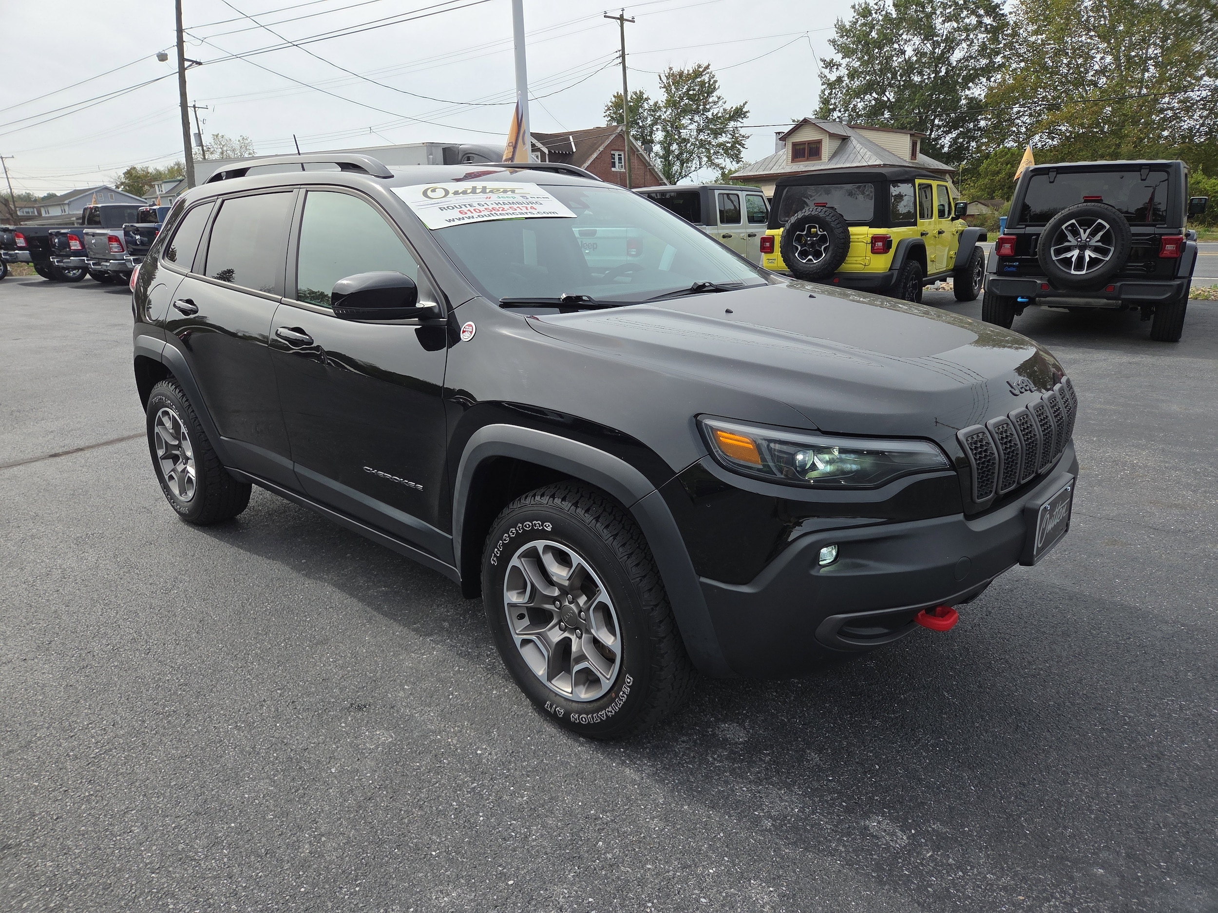 2022 Jeep Cherokee Trailhawk
