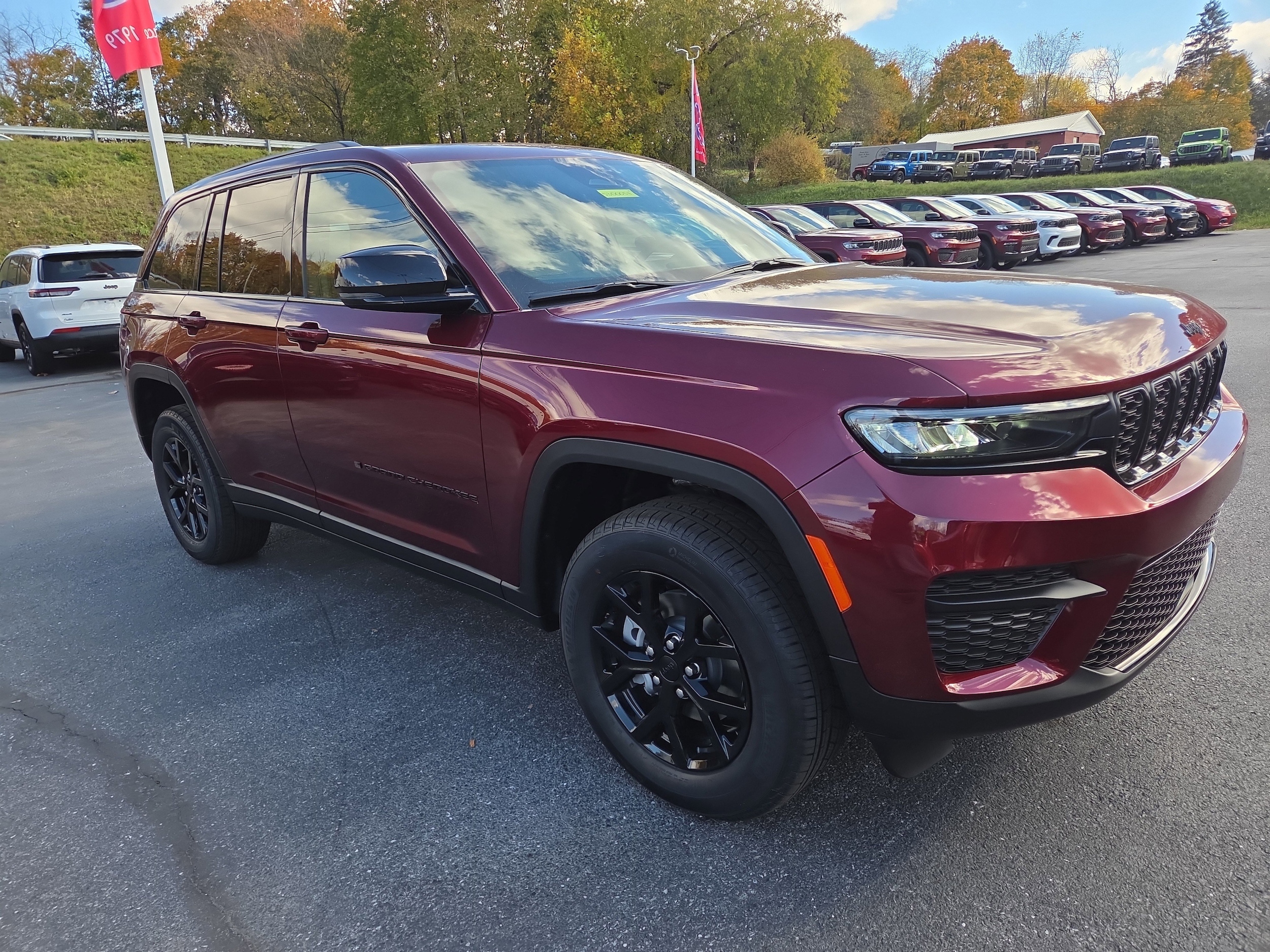 2025 Jeep Grand Cherokee Altitude's photo